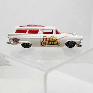 Hot Wheels 2002 Lucky Charms Cereal Crunchers Crate Wagon 1/64th Die-Cast